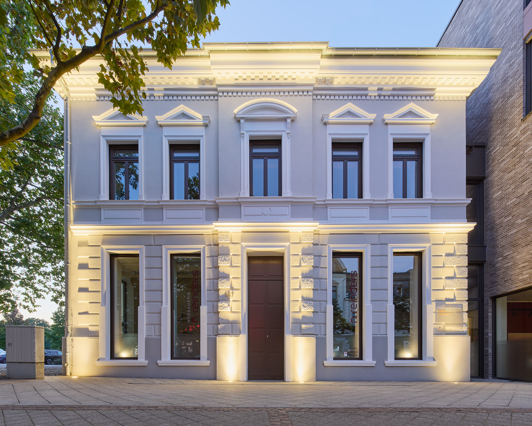 Neubau eines Bürogebäudes mit Hotel, Großtagespflege und Ladenlokal Heiligenhaus, Studio Hölscher GmbH Architekturbüro